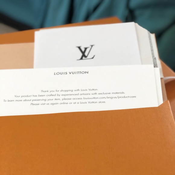 Louis Vuitton Sandals - Picture 2 of 5